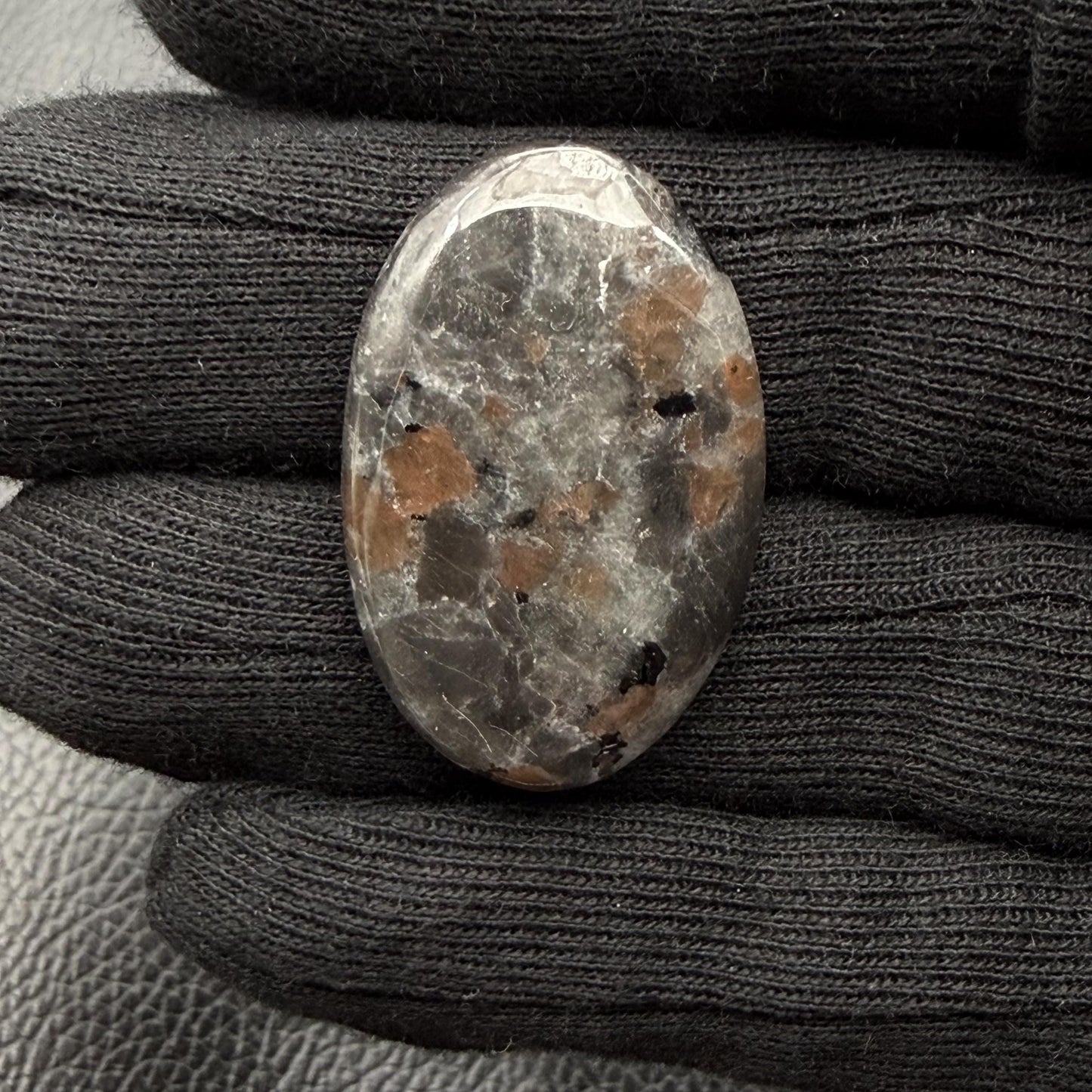 Natural UV Reactive Yooperlite Oval Cabochon, 34.5x22x5.5mm, 38cts, Loose Gemstone for Jewelry Making