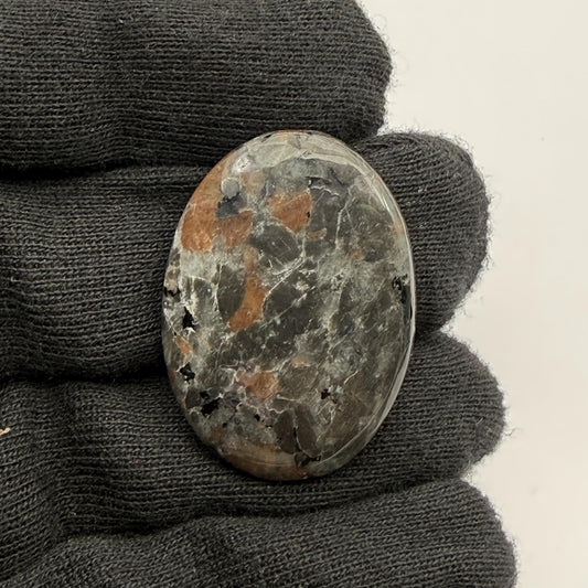 Natural UV Reactive Yooperlite Oval Cabochon, 34x24x5 mm, 36cts, Loose Gemstone for Jewelry Making