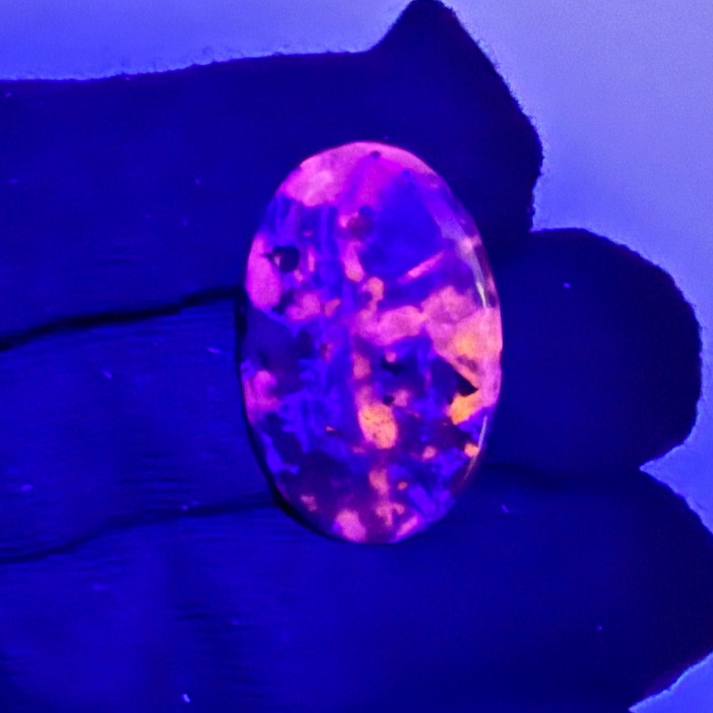 Natural UV Reactive Yooperlite Oval Cabochon, 33.5x21.5x3.5mm, 24cts, Loose Gemstone for Jewelry Making