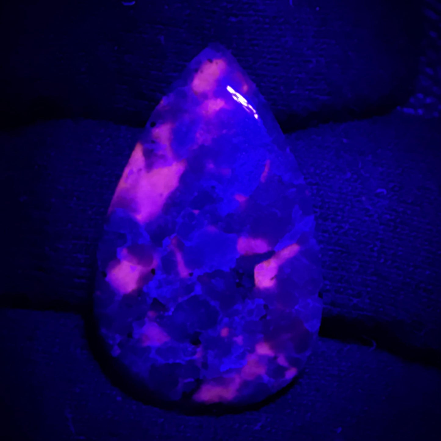 Natural UV Reactive Yooperlite Oval Cabochon, 31x19mm, Loose Gemstone for Jewelry Making