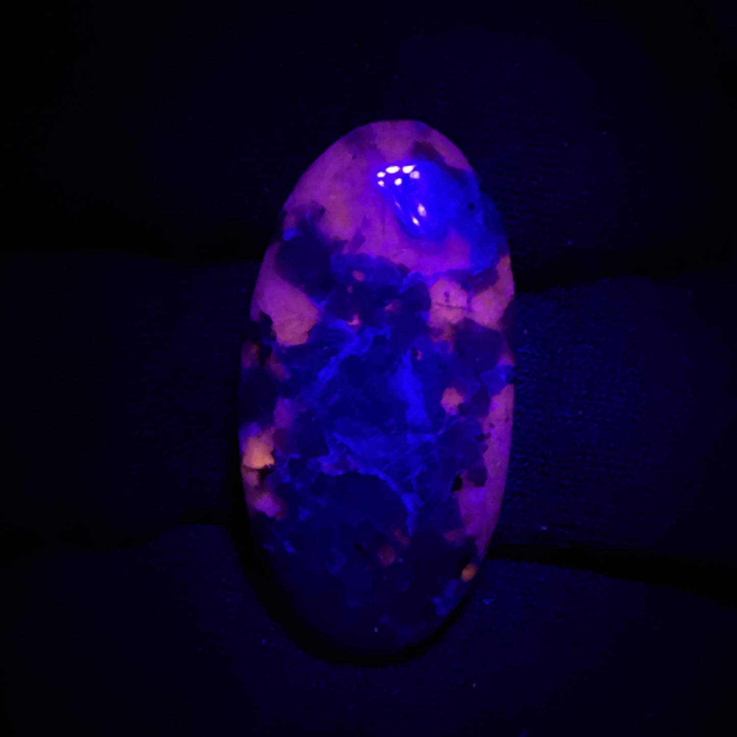 Natural UV Reactive Yooperlite Pear Cabochon, 23 Ct, Loose Gemstone for Jewelry Making