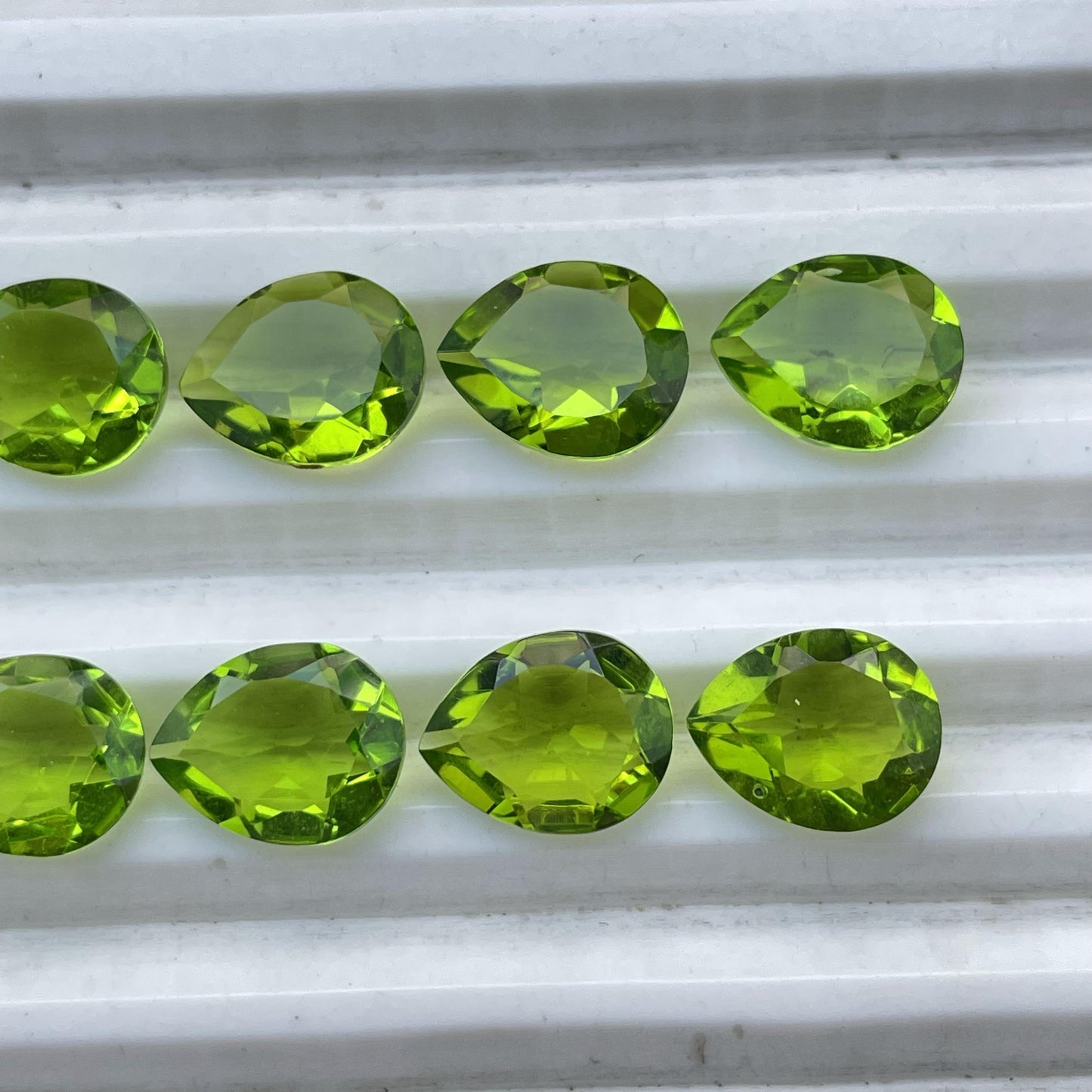 Peridot Faceted Nice Quality (8x10 mm) Pear Shape (Lab-Created)