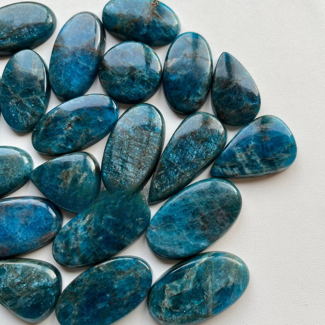 Neon APATITE Wholesale Lot Cabochon By Weight With Different Shapes And  Sizes Used For Jewelry Making (Natural)