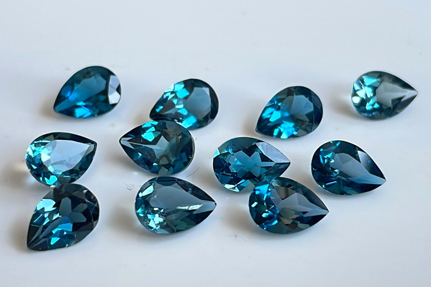 London Blue Topaz Pear Faceted - Loose topaz AAA High Quality (Lab-Created)