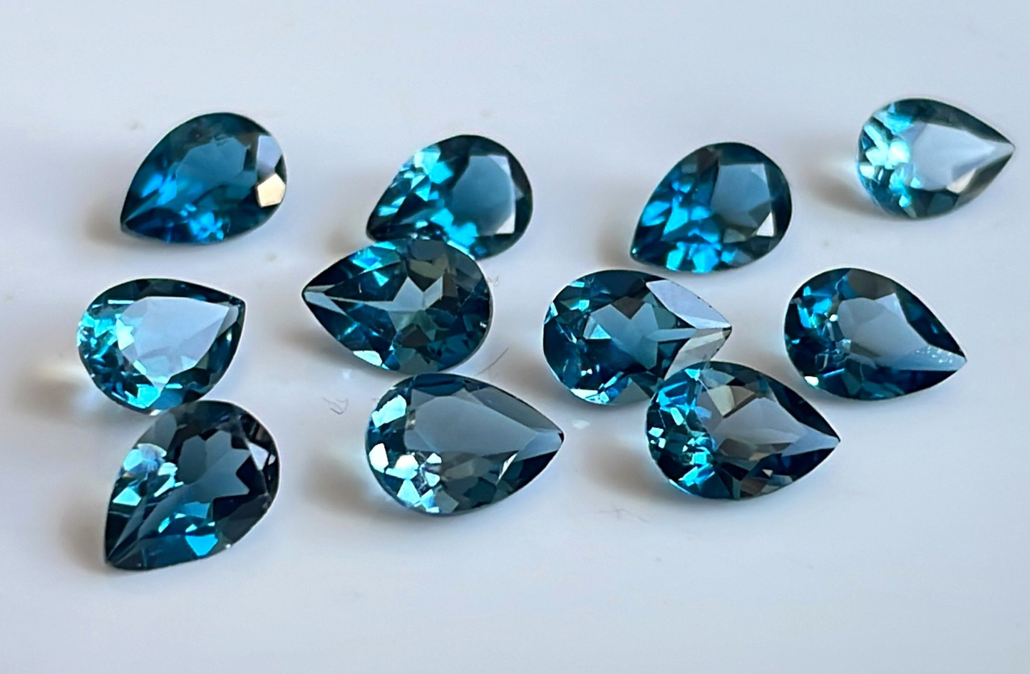 London Blue Topaz Pear Faceted - Loose topaz AAA High Quality (Lab-Created)