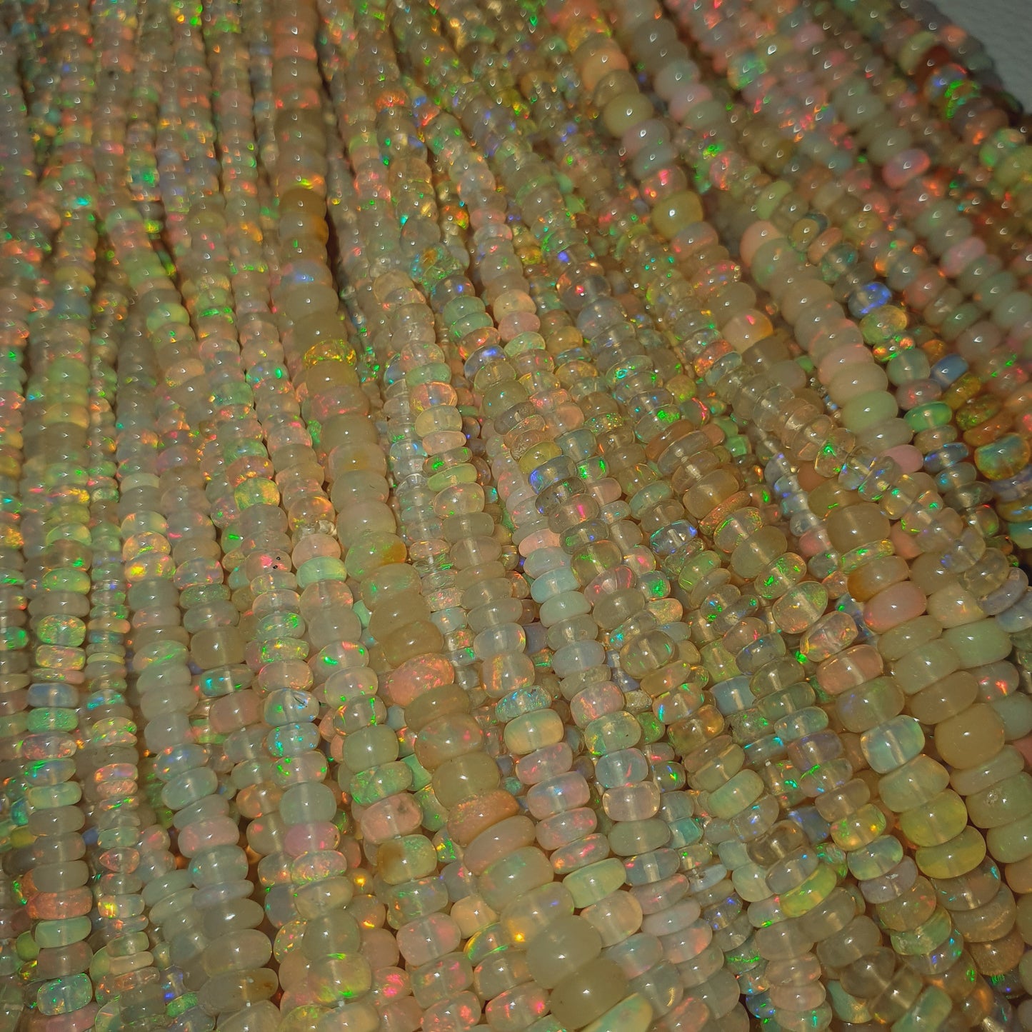 Natural Ethiopian Opal Strands (Natural)