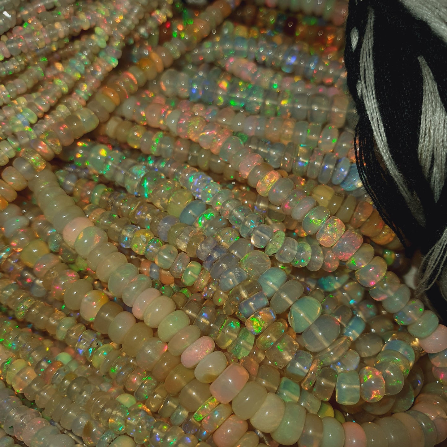 Natural Ethiopian Opal Strands (Natural)