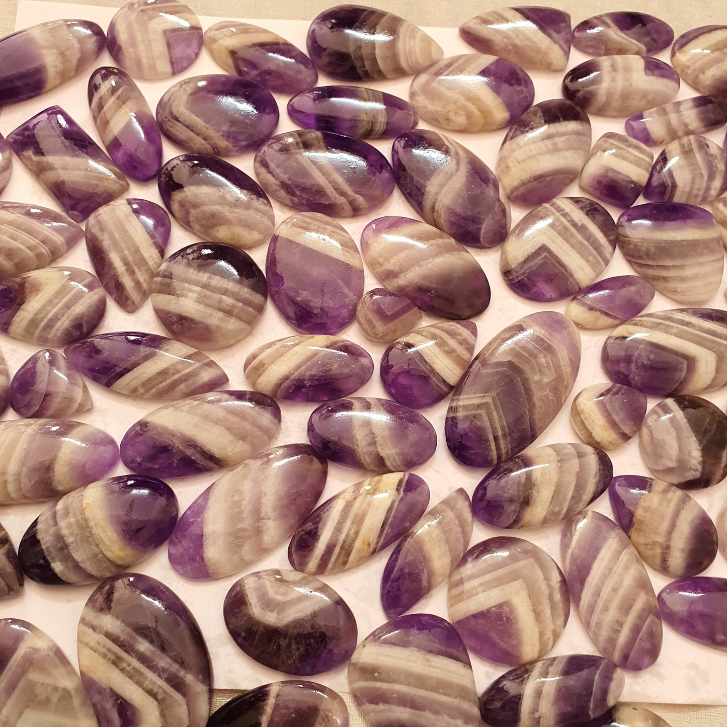 Natural Amethyst Lace Cabochon (Natural)