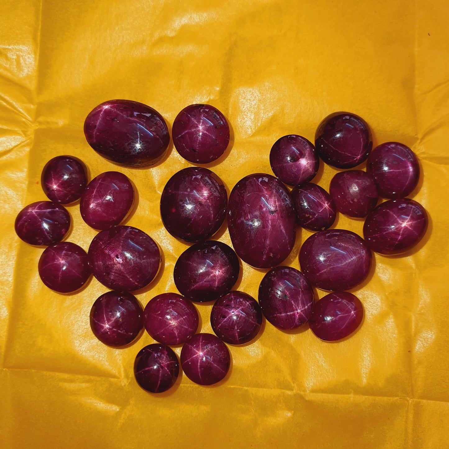 Natural Star Ruby Cabochon (Natural)