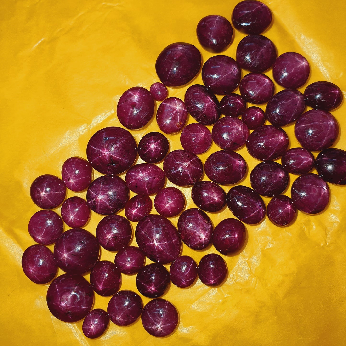 Natural Star Ruby Cabochon (Natural)