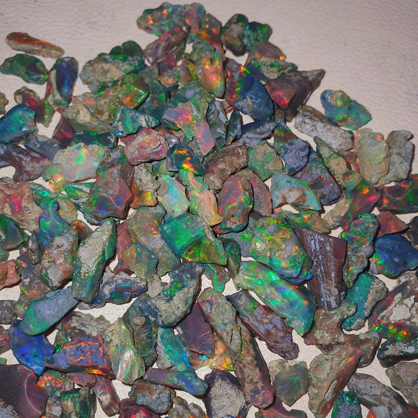 Natural Ethiopian Opal Rough (Natural)