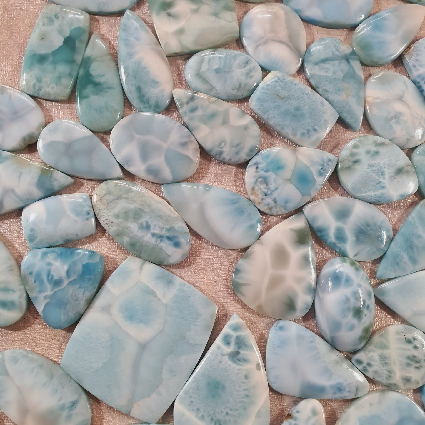 Natural Larimar Cabochon (Natural)