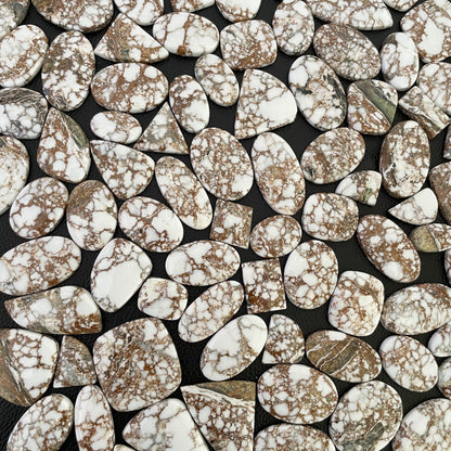 Natural Wild Horse Magnesite Cabochon (Natural)
