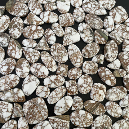 Natural Wild Horse Magnesite Cabochon (Natural)