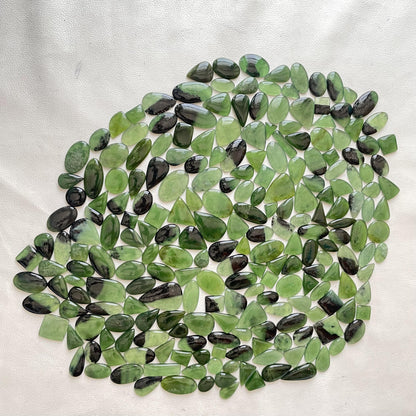 Natural Kammererite Green Cabochon (Natural)