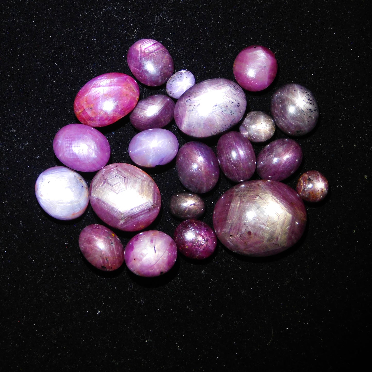 Natural Star Ruby Cabochon (Natural)