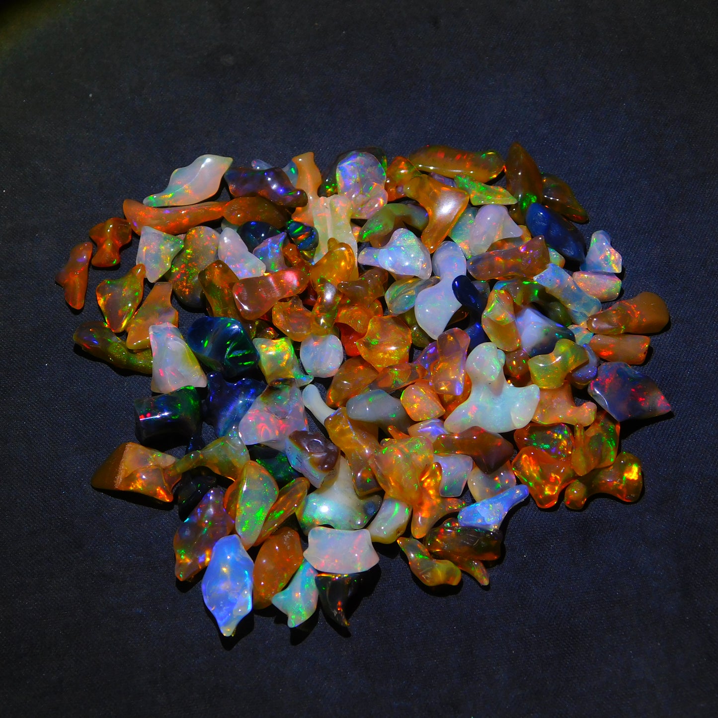 Natural Ethiopian Opal Rough (Natural)