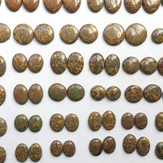 Natural Fruit Jasper Pairs Cabochon (Natural)