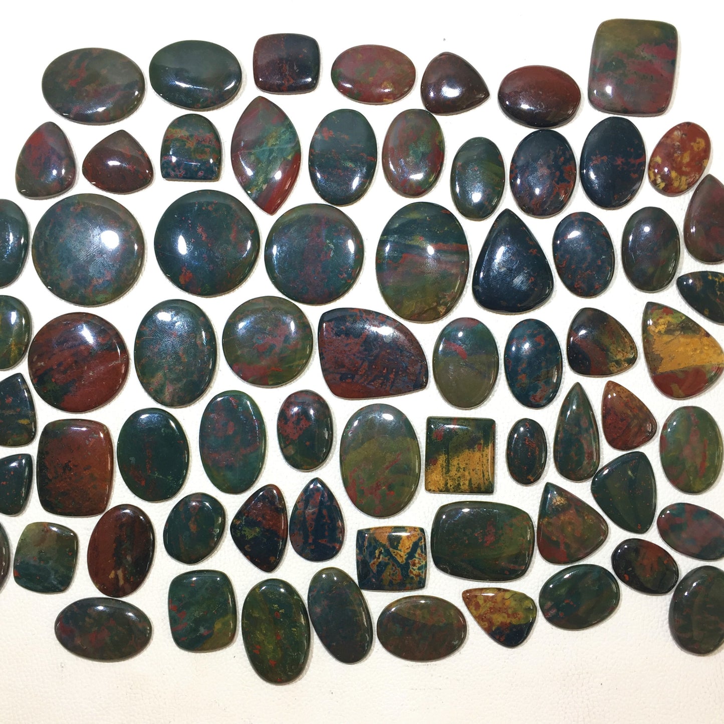 Natural Bloodstone Jasper Cabochon (Natural)