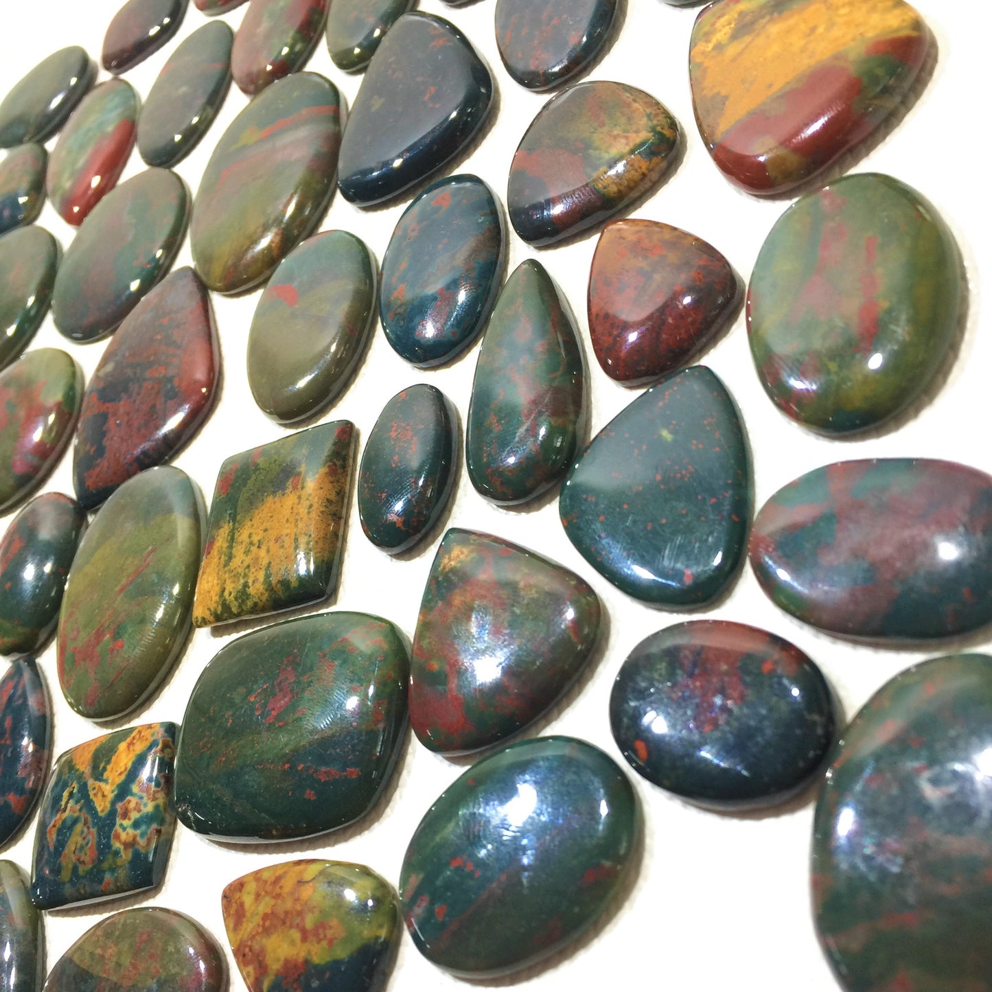 Natural Bloodstone Jasper Cabochon (Natural)