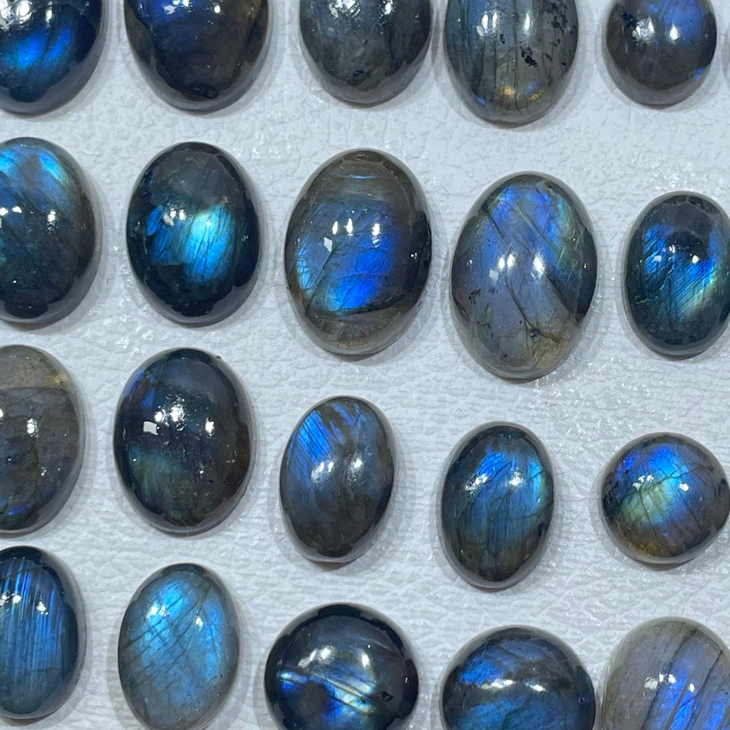 Natural Labradorite Pairs Cabochon (Natural)