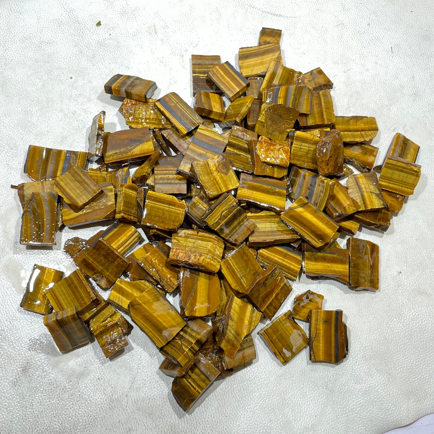 Natural Tiger Eye Raw Cabochon (Natural)