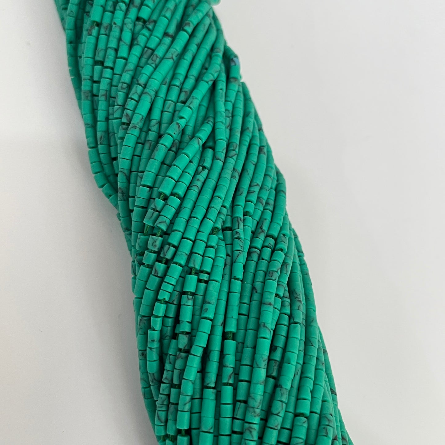 Green Malachite Plain Round Heishi Beads (Lab-Created)