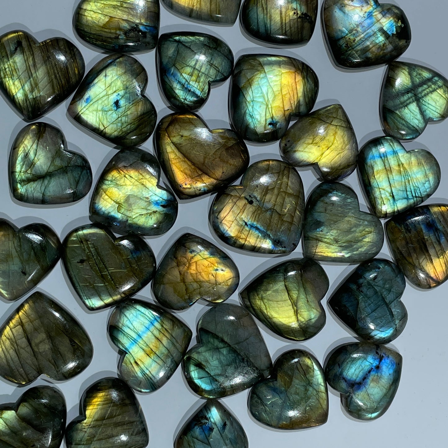 Natural Labradorite Hearts Cabochon (Natural)