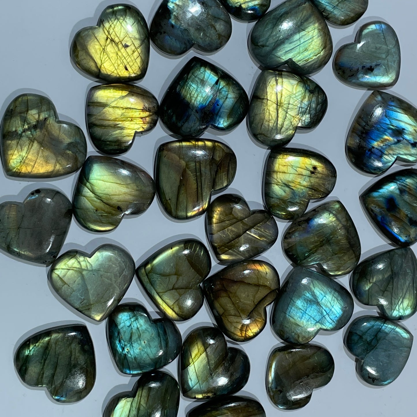 Natural Labradorite Hearts Cabochon (Natural)