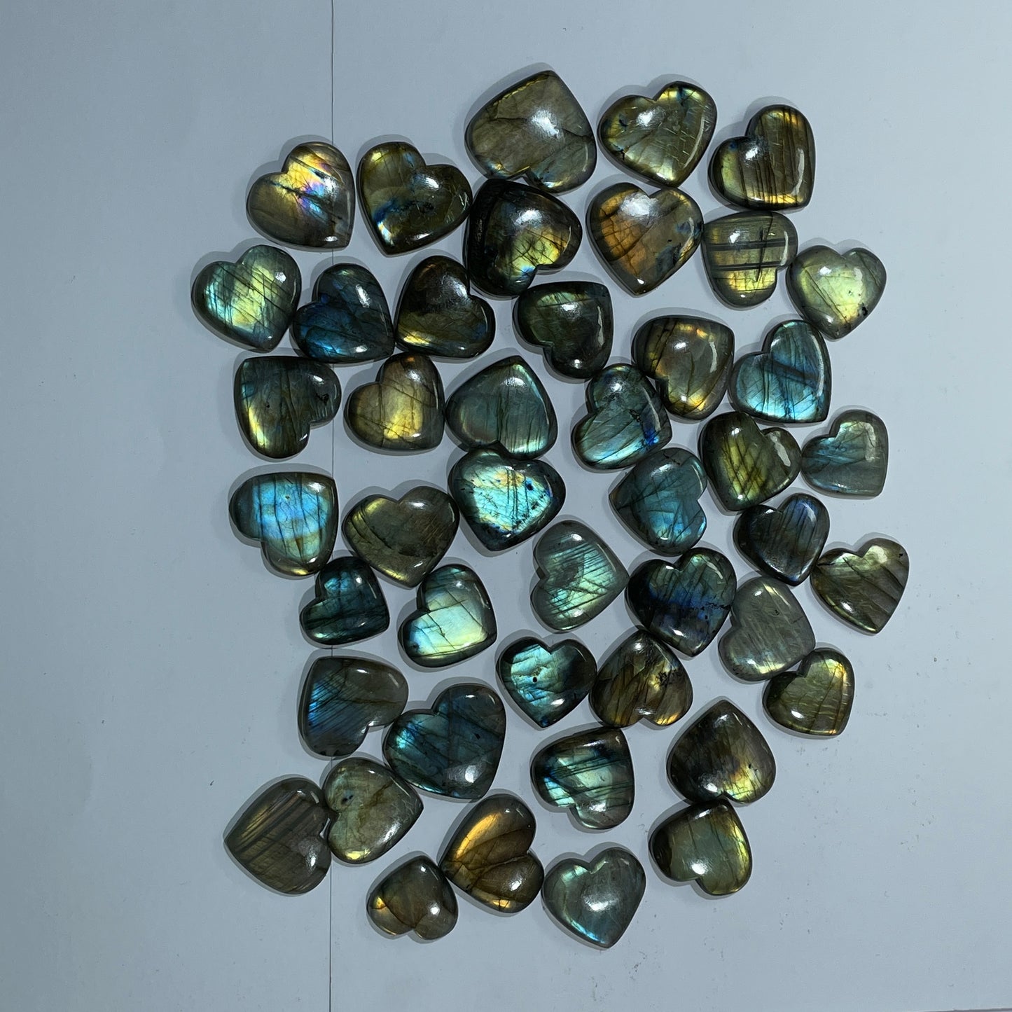 Natural Labradorite Hearts Cabochon (Natural)