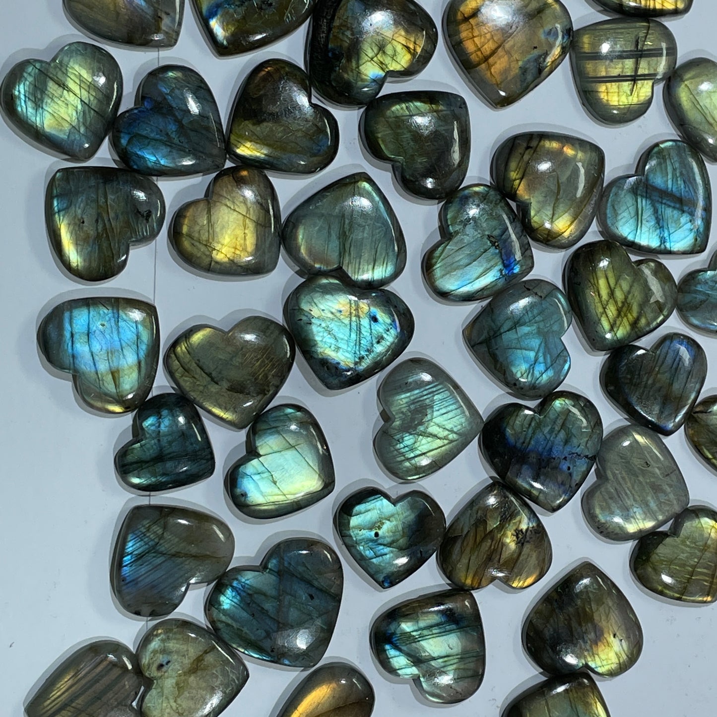 Natural Labradorite Hearts Cabochon (Natural)