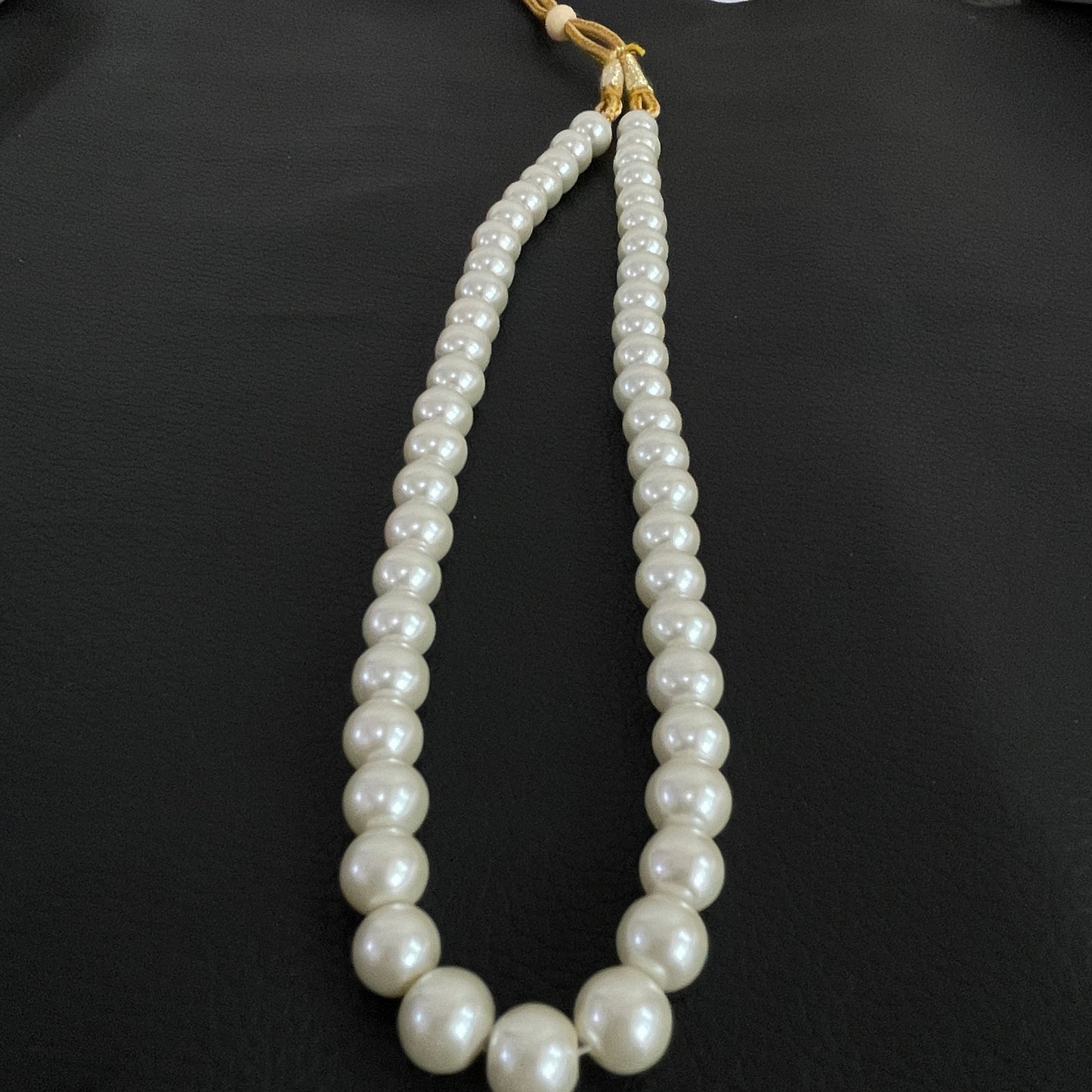 Natural Mother Of Pearl Beads Necklace (Lab-Created)