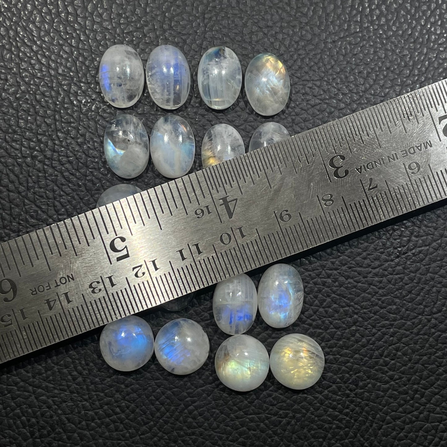 Natural Rainbow Moonstone Pairs Cabochon (Natural)