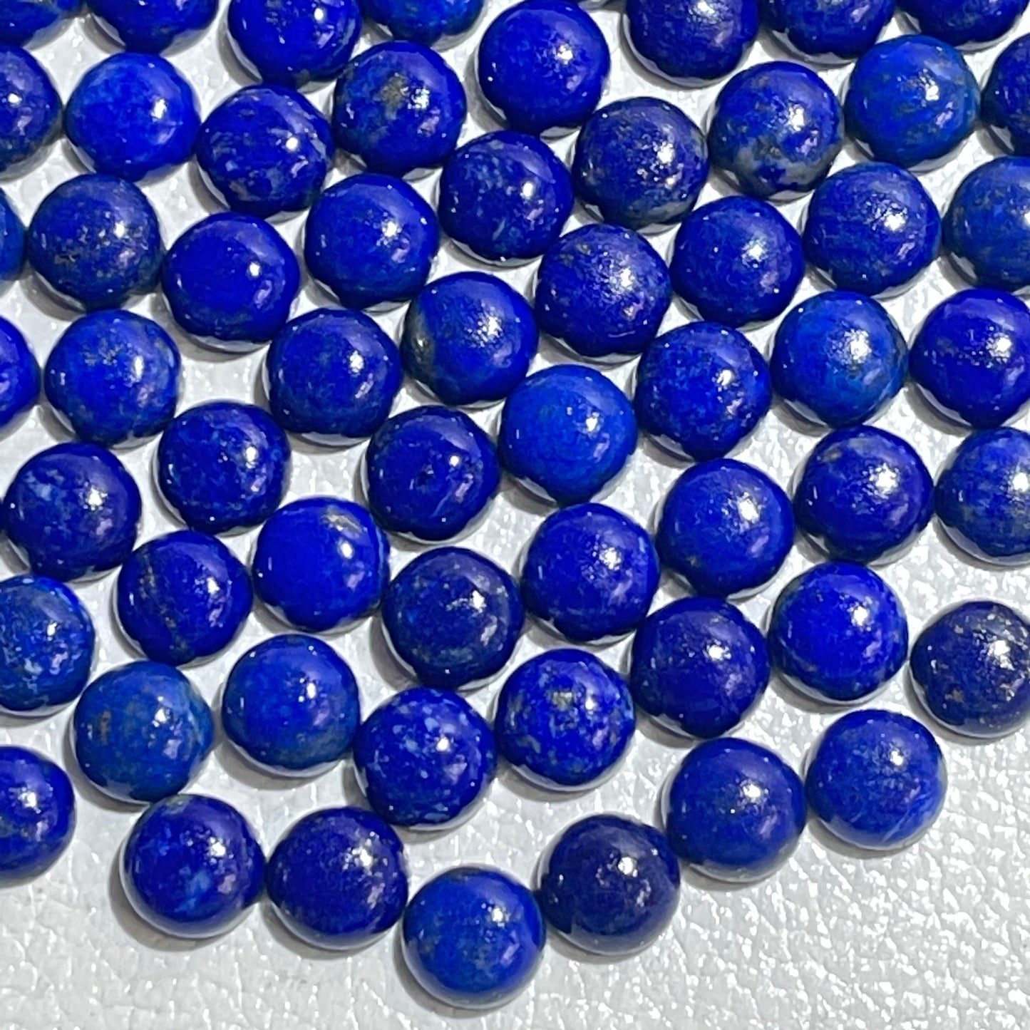 Natural Lapis Lazuli 9 mm Round Cabochon (Natural)