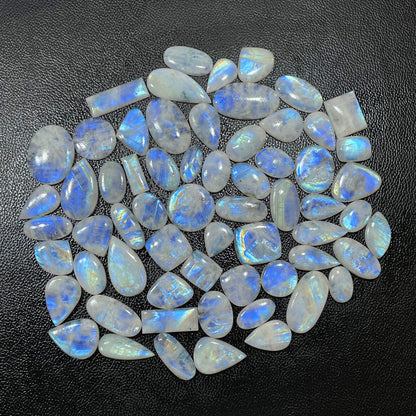 Natural Rainbow Moonstone Cabochon (Natural)