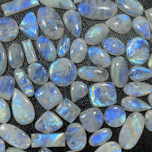 Natural Rainbow Moonstone Cabochon (Natural)