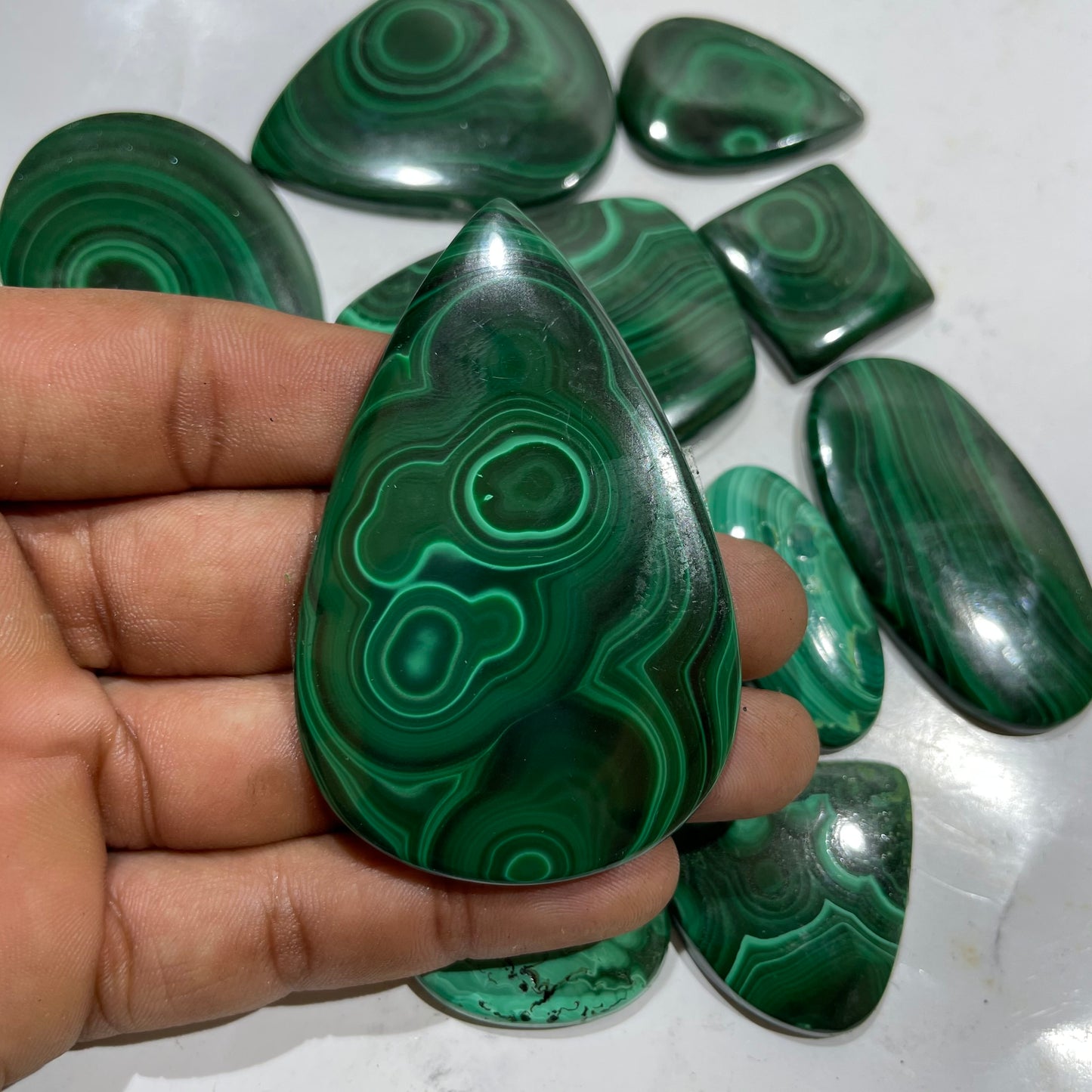 Natural Malachite Cabochon (Natural)