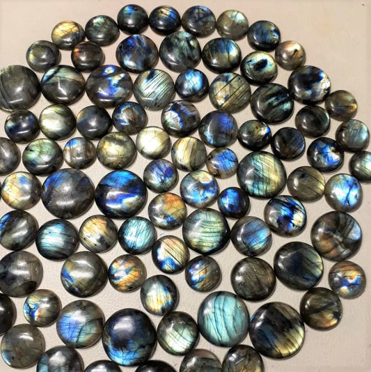 Natural Labradorite Round Cabochon (Natural)