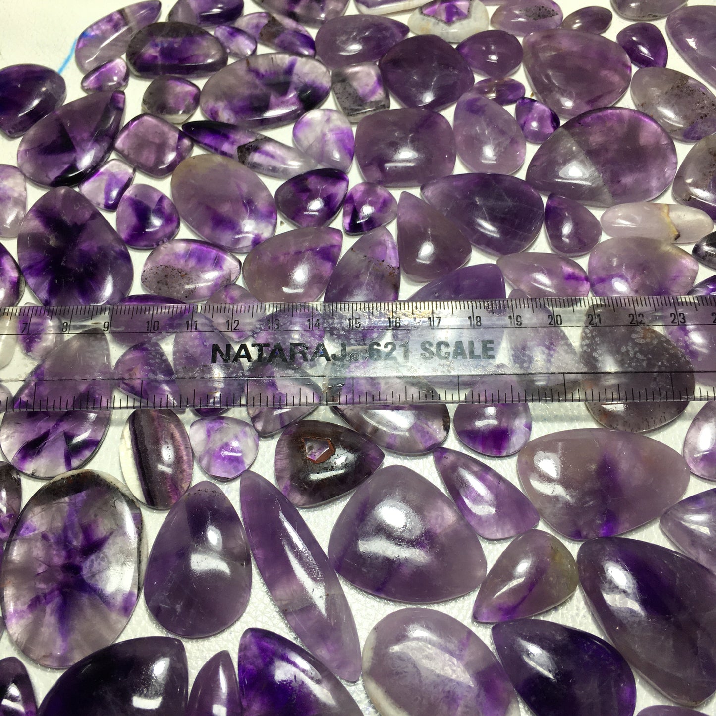 Natural Amethyst Star Cabochon (Natural)