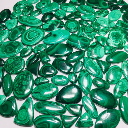 Natural Malachite Cabochon (Natural)