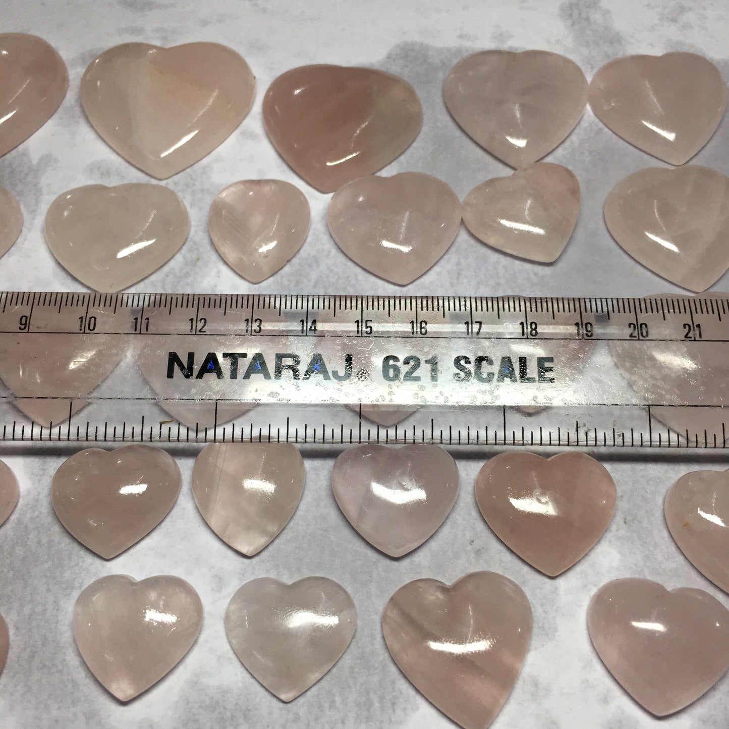 Natural Rose Quartz Heart Cabochon (Natural)