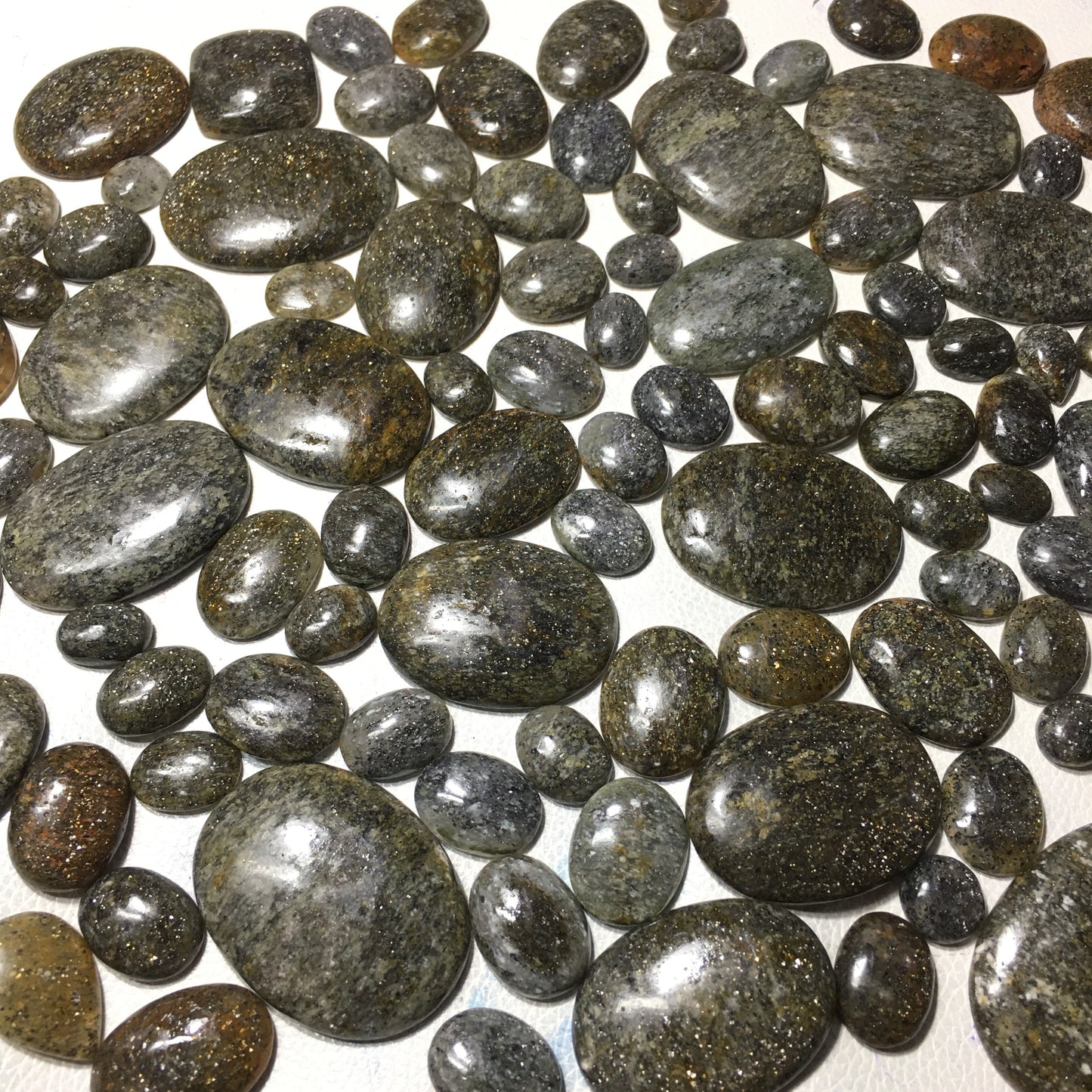 Natural Black Sunstone Cabochon (Natural)