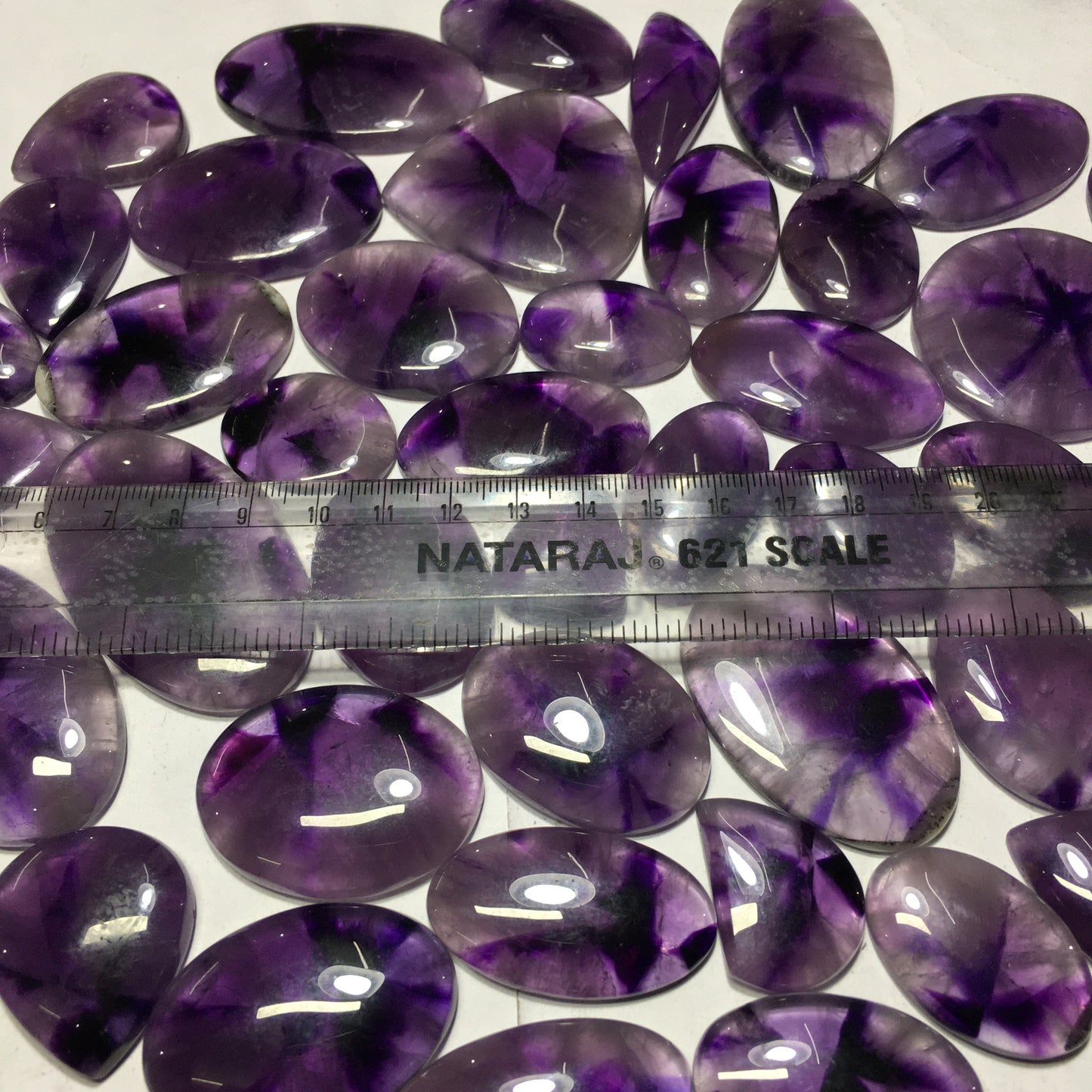 Natural Amethyst Star Cabochon (Natural)