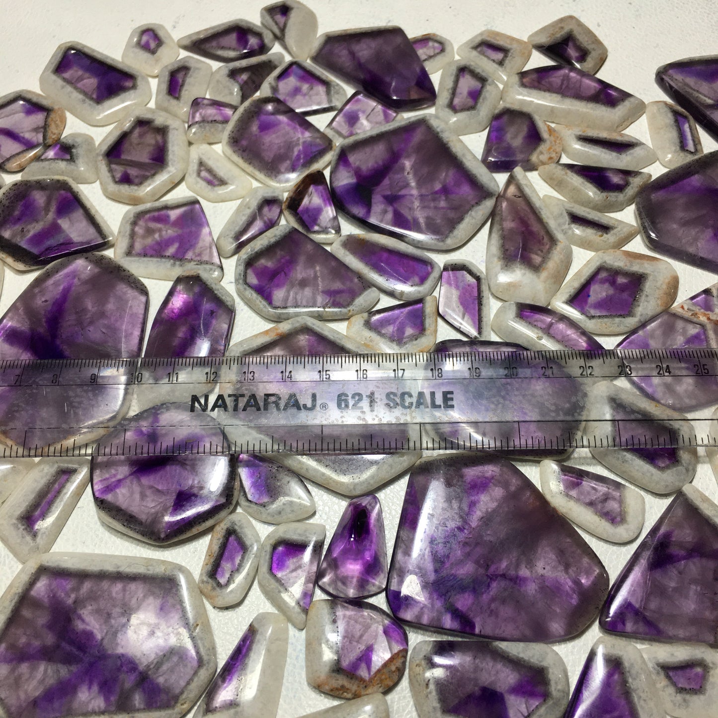 Natural Amethyst White Border Cabochon (Natural)