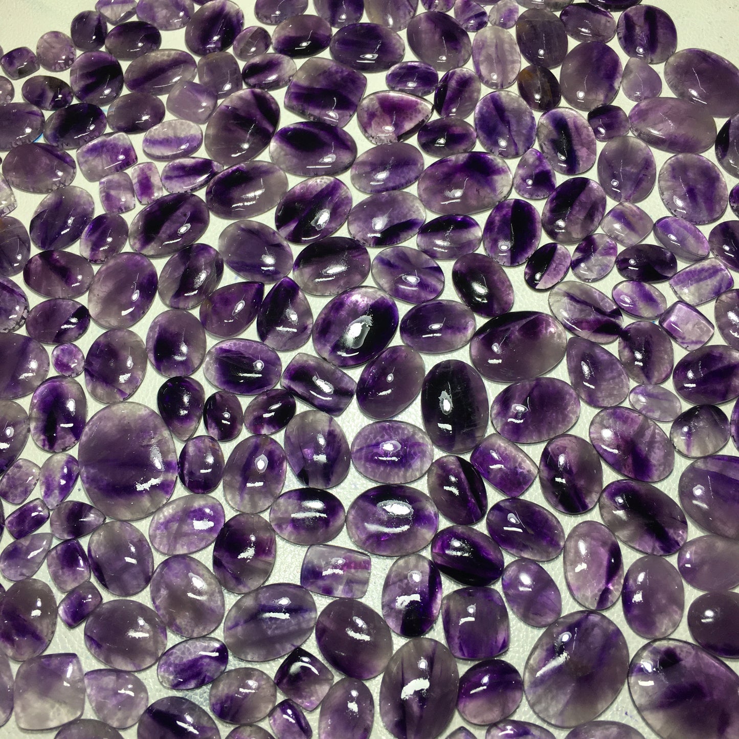 Natural Amethyst Star Cabochon (Natural)