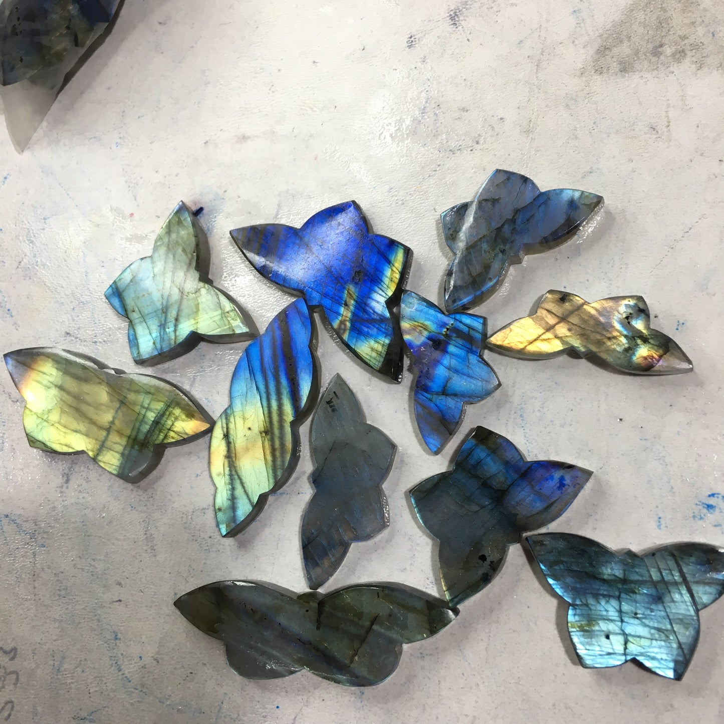 Natural Labradorite Gemstone Nice Butterfly Shape (Natural)