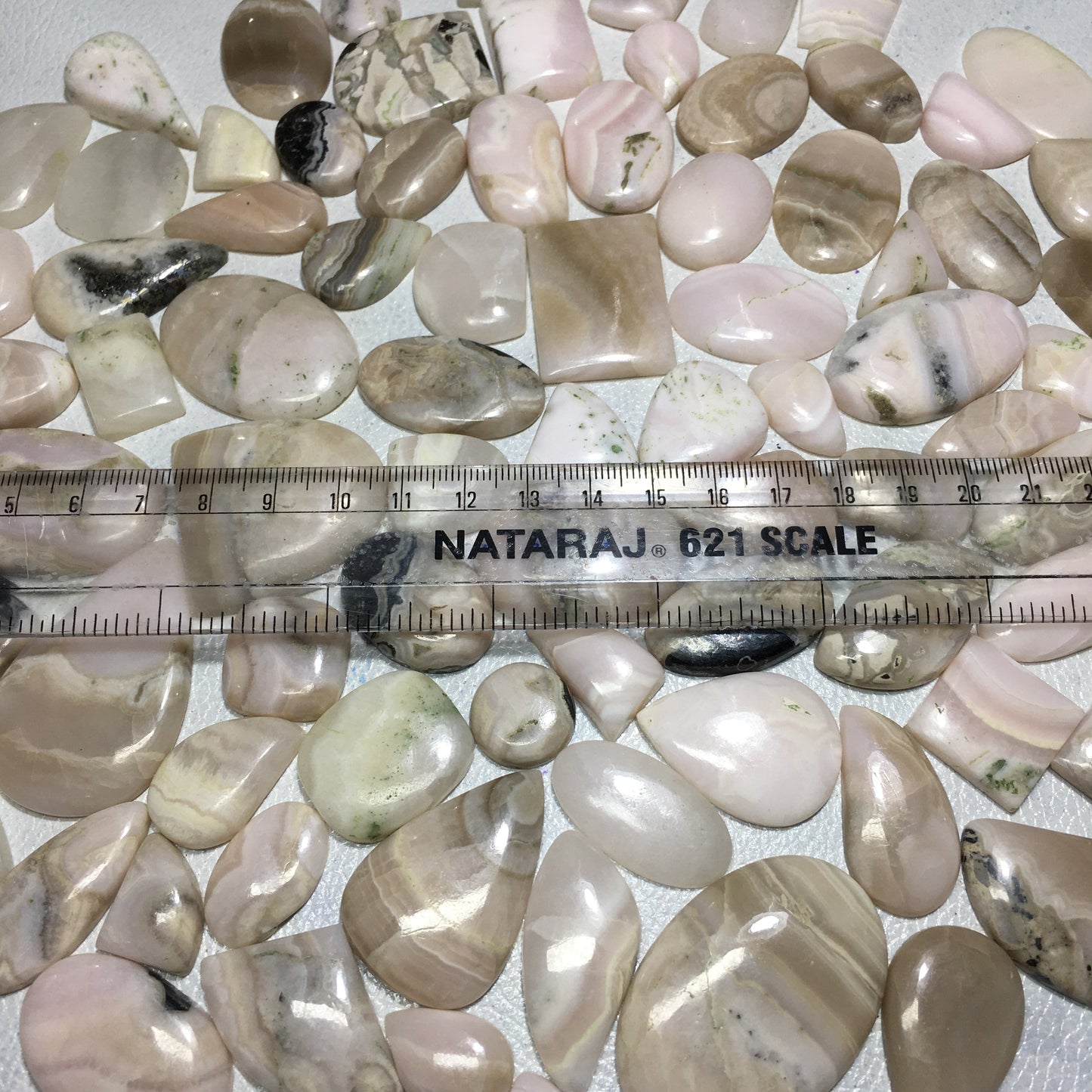 Natural Magnano Calcite Cabochon (Natural)