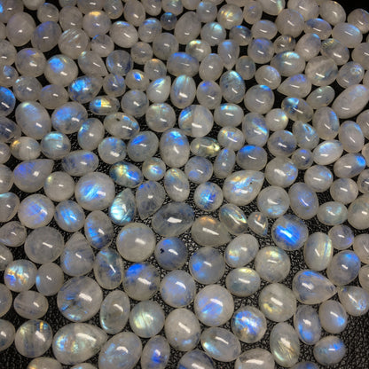 Natural Rainbow Moonstone Cabochon (Natural)
