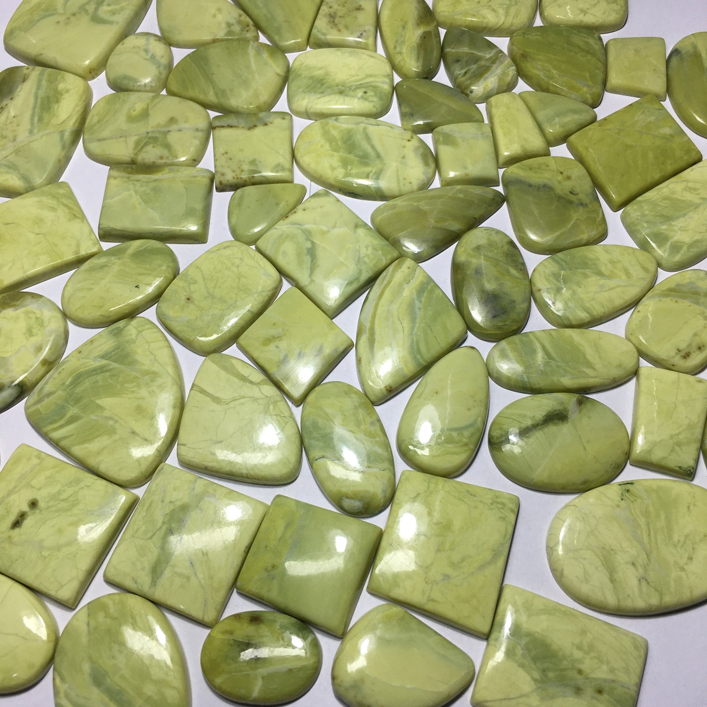 Natural Serpentine Cabochon (Natural)