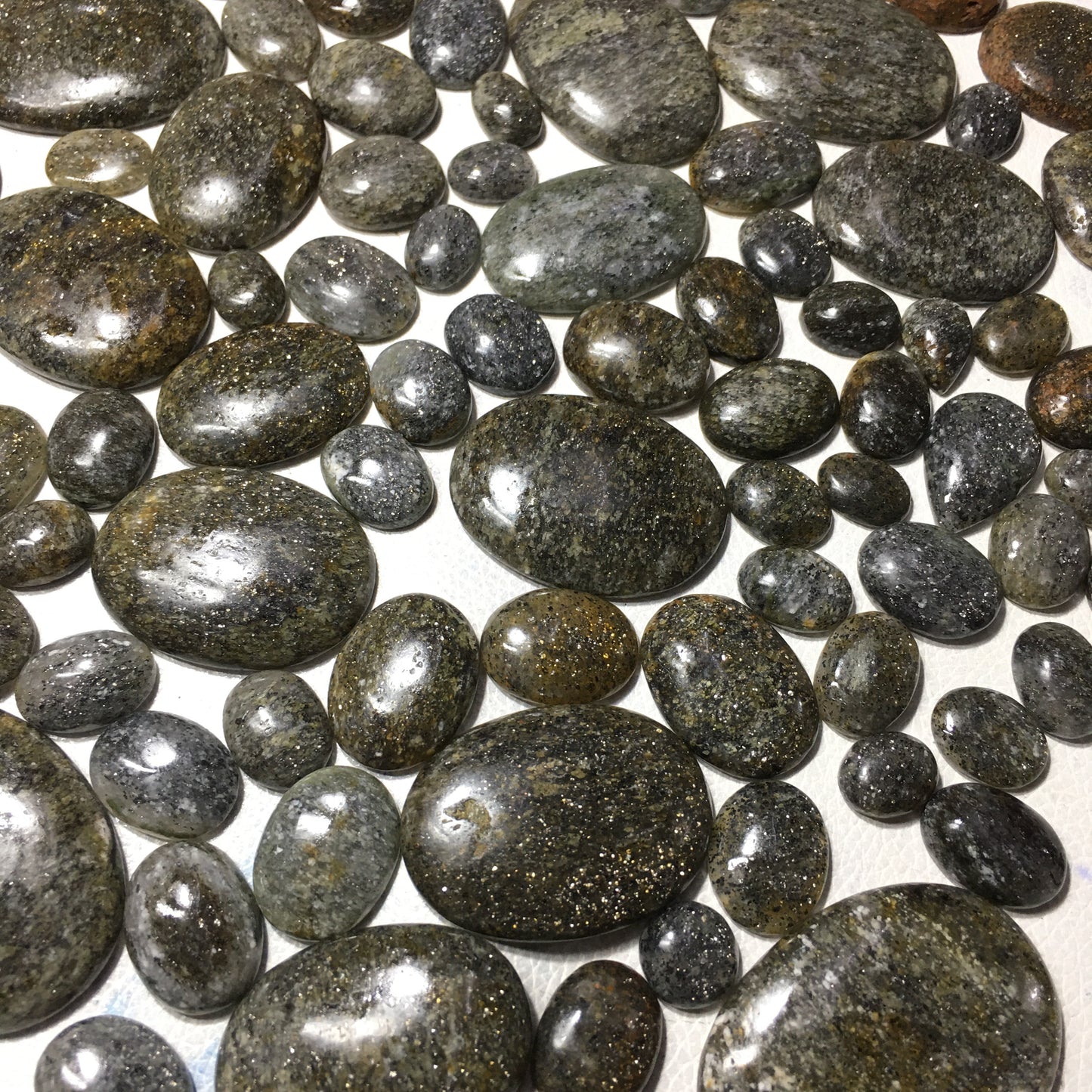 Natural Black Sunstone Cabochon (Natural)